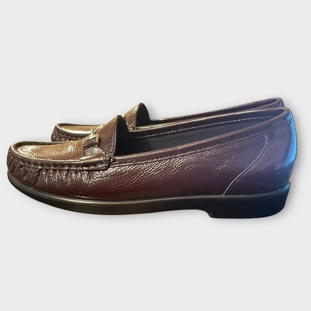 SAS Hope Loafers Orthopedic Women‎ 6M Burgundy Patent Leather Horsebit Comfort